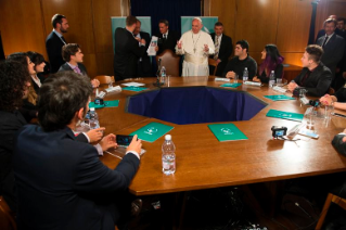 7-Ai partecipanti al Congresso Mondiale della Fondazione Pontificia "Scholas Occurrentes"