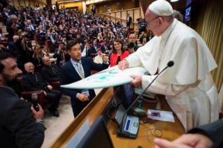 28-Ai partecipanti al Congresso Mondiale della Fondazione Pontificia "Scholas Occurrentes"