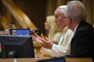 0-Intervention du Pape François à la Conférence sur « Esclavage moderne et changement climatique : l'engagement des villes &#x201d;