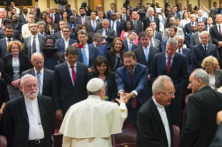 2-Intervention du Pape François à la Conférence sur « Esclavage moderne et changement climatique : l'engagement des villes &#x201d;