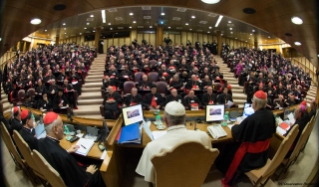 4-Introduzione del Santo Padre durante la I Congregazione Generale della XIV Assemblea Generale Ordinaria del Sinodo dei Vescovi