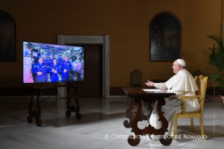 8-Diálogo do Santo Padre com os astronautas a bordo da Estação Espacial Internacional