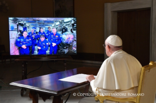 7-Collegamento del Santo Padre con l&#x2019;equipaggio della Stazione Spaziale Internazionale