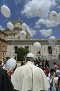 25-To children participating in the &#x201c;Children&#x2019;s Train&#x201d; initiative organized by the Pontifical Council for Culture