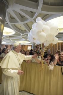 17-To children participating in the &#x201c;Children&#x2019;s Train&#x201d; initiative organized by the Pontifical Council for Culture