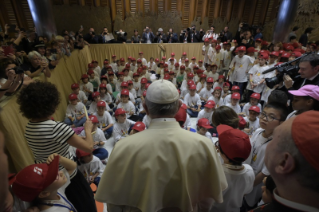 20-To children participating in the &#x201c;Children&#x2019;s Train&#x201d; initiative organized by the Pontifical Council for Culture
