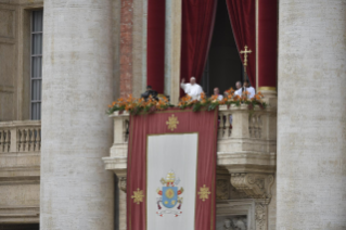 0-Bendición y mensaje "Urbi et Orbi"