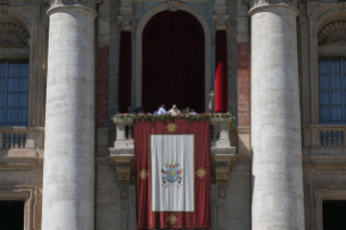 5-Bendición y mensaje "Urbi et Orbi"