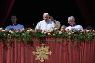 11-Bendición y mensaje "Urbi et Orbi"