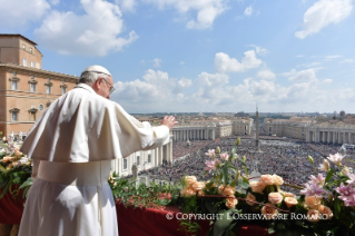 8-رسالة البابا فرنسيس إلى مدينة روما والعالم بمناسبة عيد الفصح 2017