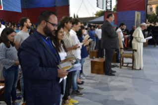 18-Encuentro con los jóvenes italianos