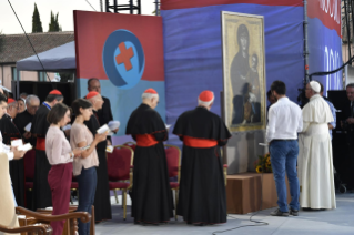 15-Encuentro con los jóvenes italianos