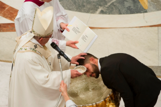 27-Easter Sunday - Easter Vigil in the Holy Night