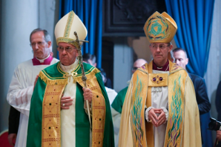 26-Vesperfeier mit dem Erzbischof von Canterbury zum Gedenken des 50. Jahrestags der Begegnung zwischen Papst Paul VI. und Erzbischof Michael Ramsey