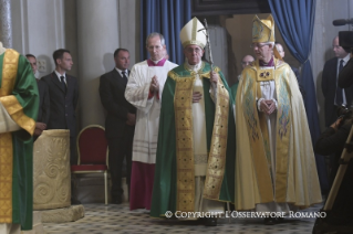 1-C&#xe9;l&#xe9;bration des V&#xea;pres avec l&#x2019;archev&#xea;que de Canterbury, en comm&#xe9;moration du 50e anniversaire de la rencontre entre le pape Paul VI et le primat de l&#x2019;&#xc9;glise anglicane Michael Ramsey