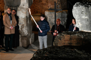 8-Venerdì Santo «Passione del Signore» – Via Crucis