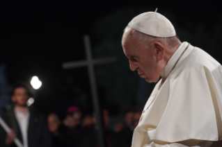 34-Way of the Cross at the Colosseum presided over by the Holy Father - Good Friday