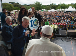 0-Remarks of the Holy Father during the visit to the "Earth Village"