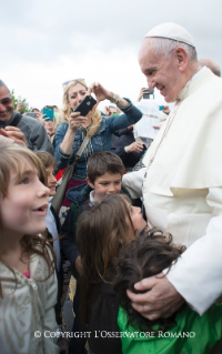 17-Grussworte von Papst Franziskus beim Besuch der Kundgebung für soziale Gerechtigkeit und Umweltschutz 