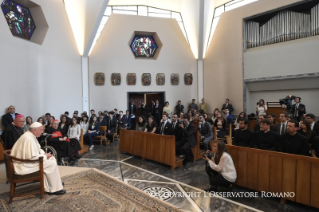 0-Visita do Santo Padre ao Col&#xe9;gio Universit&#xe1;rio "Villa Nazareth"