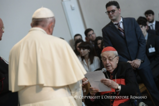 4-Visit of the Holy Father to "Villa Nazareth"