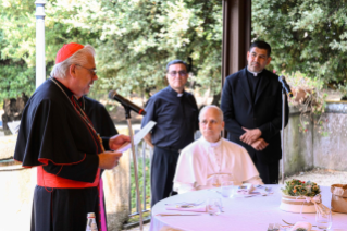 3-Pranzo con i Poveri assistiti dalla Diocesi di Albano e con gli Operatori della Caritas Diocesana 