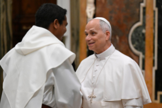 7-To the Participants in the General Chapters of the Conventual Franciscans and of the Order of the Most Holy Trinity and of the Captives (Trinitarians)