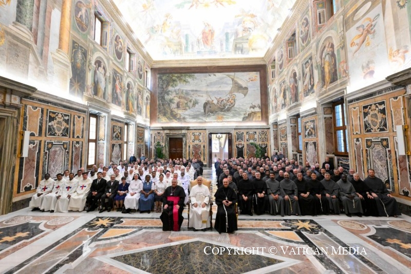 11-Ai Partecipanti ai Capitoli Generali dei Frati Minori Conventuali e dell&rsquo;Ordine della Santissima Trinit&agrave; e degli schiavi (Trinitari)