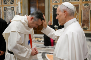 21-A los participantes en los Capítulos Generales: Frailes Menores Conventuales; Orden de la Santísima Trinidad y de los Esclavos (Trinitarios)