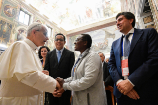 7-Ai moderatori delle Associazioni di Fedeli, di Movimenti Ecclesiali e Nuove Comunità