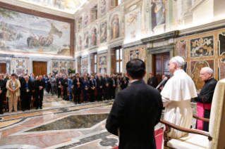 8-Ai moderatori delle Associazioni di Fedeli, di Movimenti Ecclesiali e Nuove Comunità