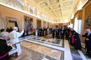 5-To the participants of the Summer School of Astrophysics promoted by the Vatican Observatory 