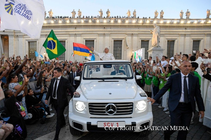 1-To the young people gathered in St. Peter's Square for the Holy Mass welcoming them to the Jubilee of Young People