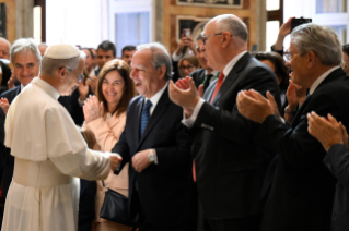 10-A los miembros de la Fundación Centesimus Annus Pro Pontifice