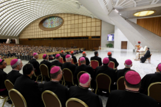 8-Meeting of the Holy Father with Employees of the Holy See and the Vatican City State