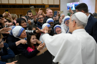 33-Meeting of the Holy Father with Employees of the Holy See and the Vatican City State