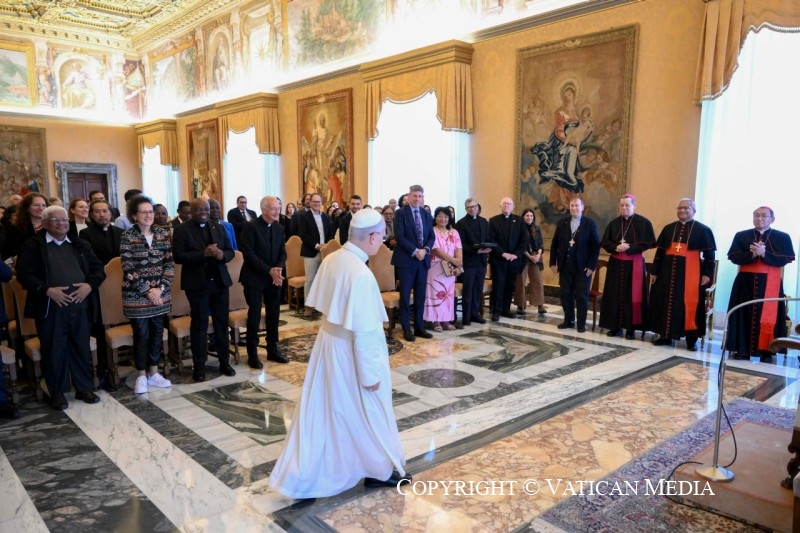 3-Ai Membri del Consiglio di Rappresentanza di Caritas Internationalis 