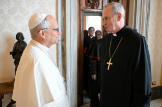 5-A los miembros de la "Fondation Internationale Religions et Soci&eacute;t&eacute;s" 