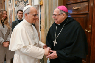 1-Ai partecipanti al “Seminario de Ética en el Gerenciamiento de la Salud” 