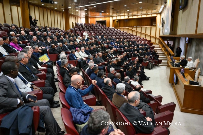 0-Aos participantes na reuni&atilde;o promovida pela Uni&atilde;o dos Superiores Gerais (USG)