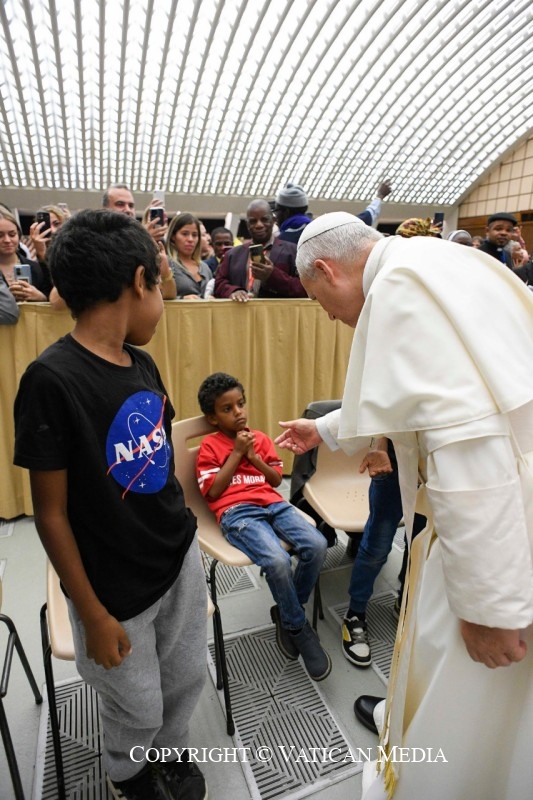 13-Aux participants &agrave; la Rencontre mondiale des Mouvements populaires