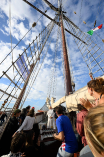 15-Visita ao navio-escola da paz "Med 25 Bel Espoir"