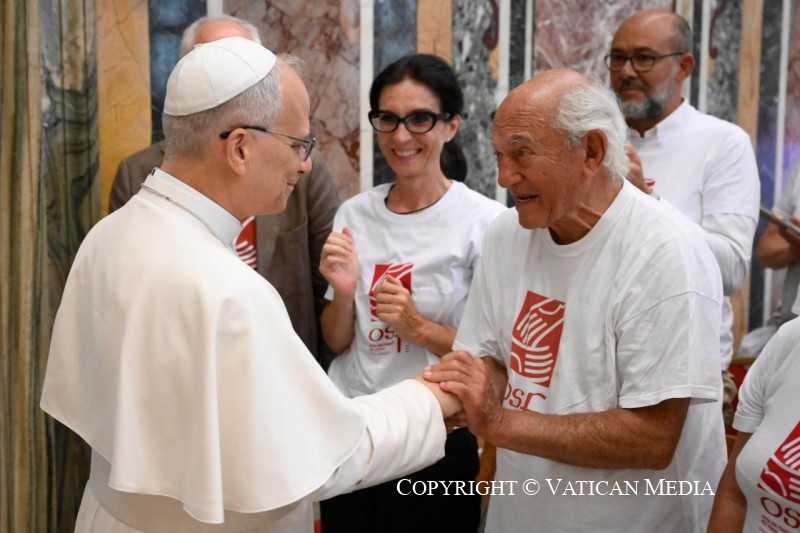 3-A los miembros de la Obra San Francisco para los Pobres de Mil&aacute;n