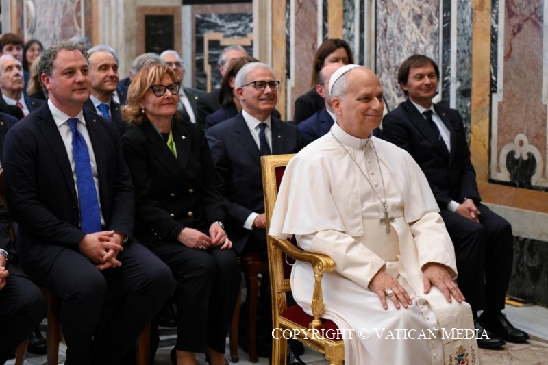 4-Ai Dirigenti e Dipendenti di diversi Istituti Bancari Italiani