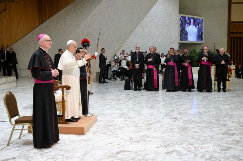 0-Aux membres du Renouveau charismatique catholique