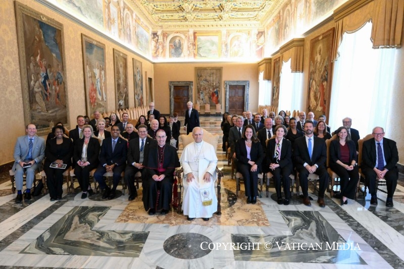 3-&Agrave; delega&ccedil;&atilde;o da "Catholic Charities Network" 