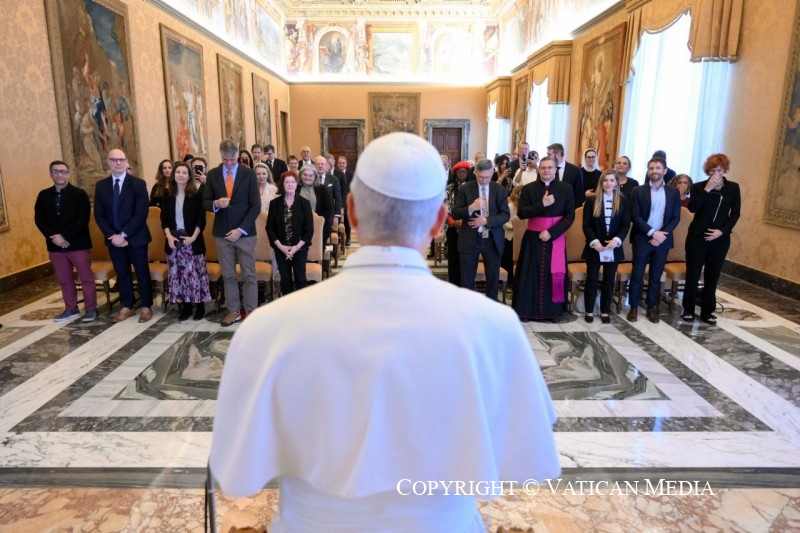 1-To Participants in the International Conference &ldquo;Preserving Human Voices and Faces&rdquo; promoted by the Dicastery for Communication in collaboration with the Dicastery for Culture and Education