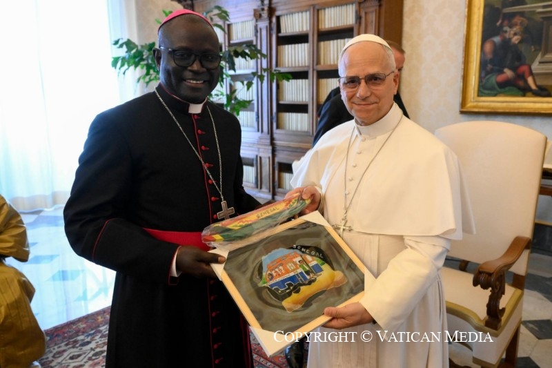1-Alla Delegazione dei Capi e dei Rappresentanti della Comunit&agrave; Musulmana del Senegal