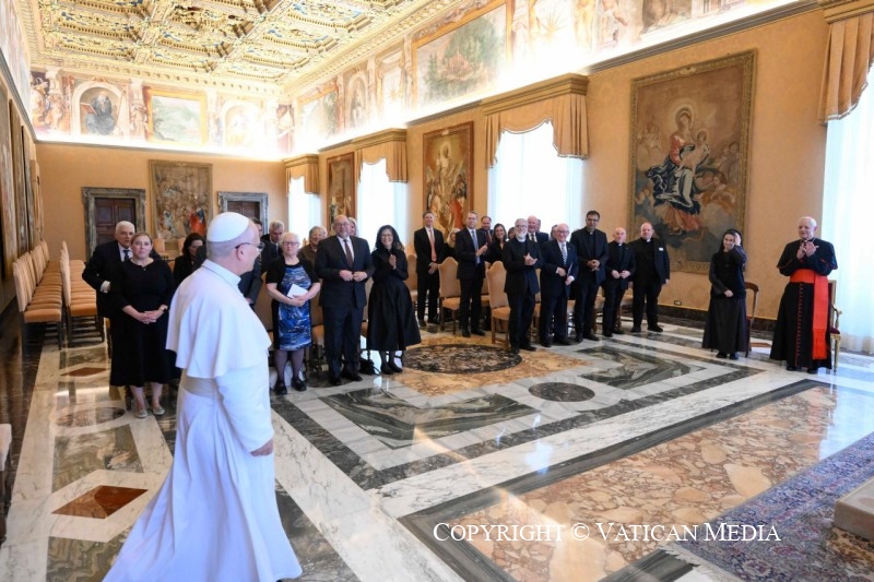 0-To Members of the Board of the Vatican Observatory Foundation 