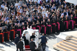 3-Aux participants au Jubilé du Monde Éducatif (Rencontre avec les éducateurs)
